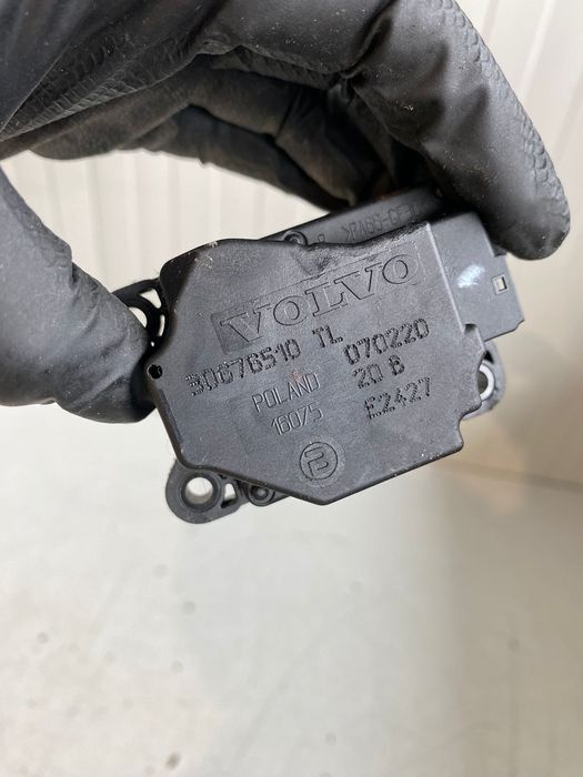 Motoras clapeta aeroterma clima Volvo XC90 XC70 S80 V70 S60R 30676510 8623355