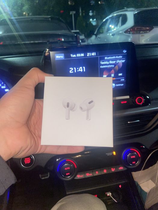 Airpods Pro 1 поколения