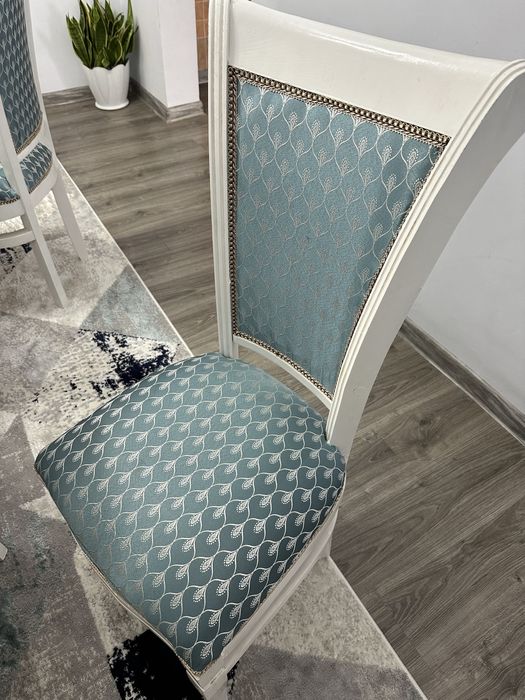 Продам стол со стульями