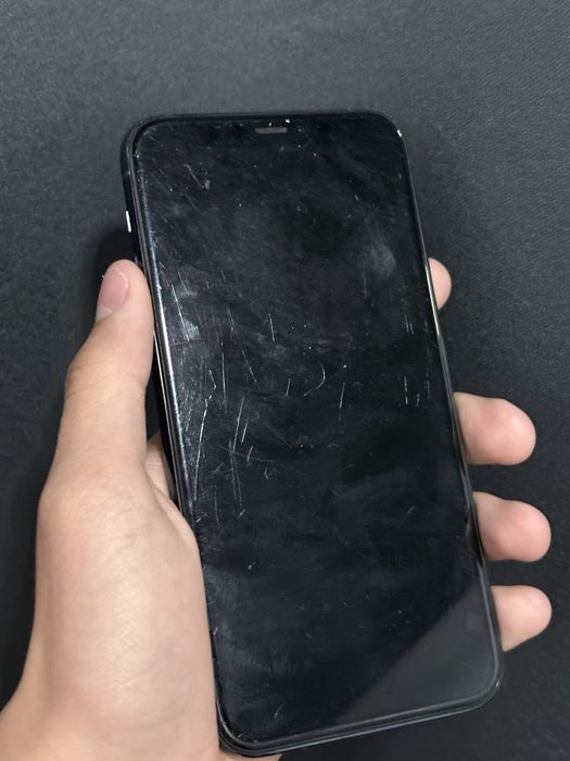 iPhone 11 pro продам