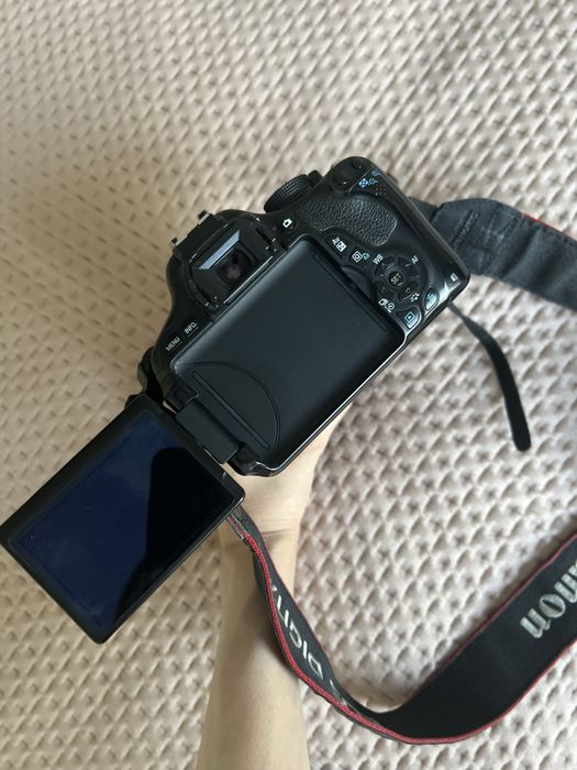 Продам Canon EOS 60D