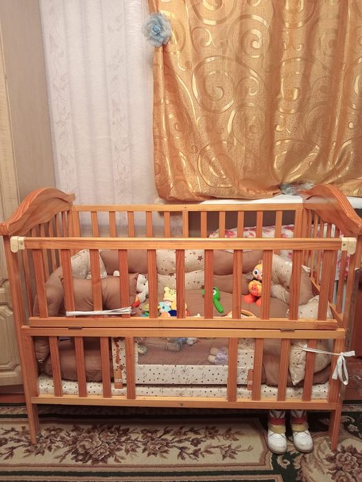 Детская кровать с люлькой