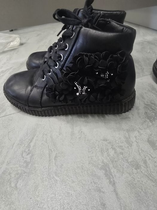 Обувь для девочек на 3 сезона