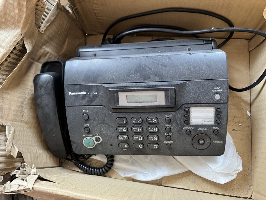 Факс-телефон Panasonic KX-FT934