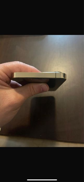 I phone 13 pro max gold 256GB