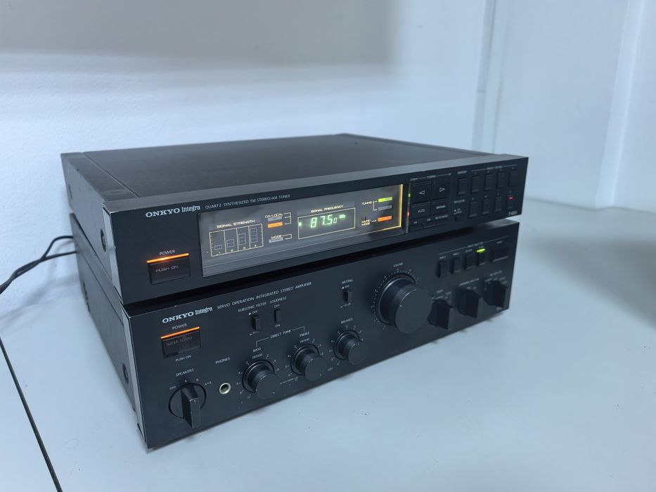 Amplificator Onkyo Integra A8015 si tuner T4015 made in Japan