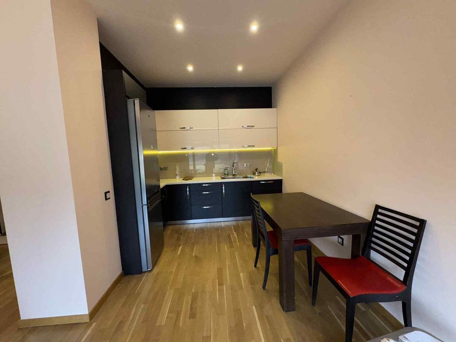 Двустаен апартамент във вилна зона София.