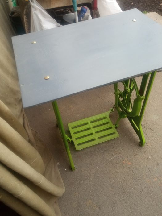 Продам прикольный.стол.