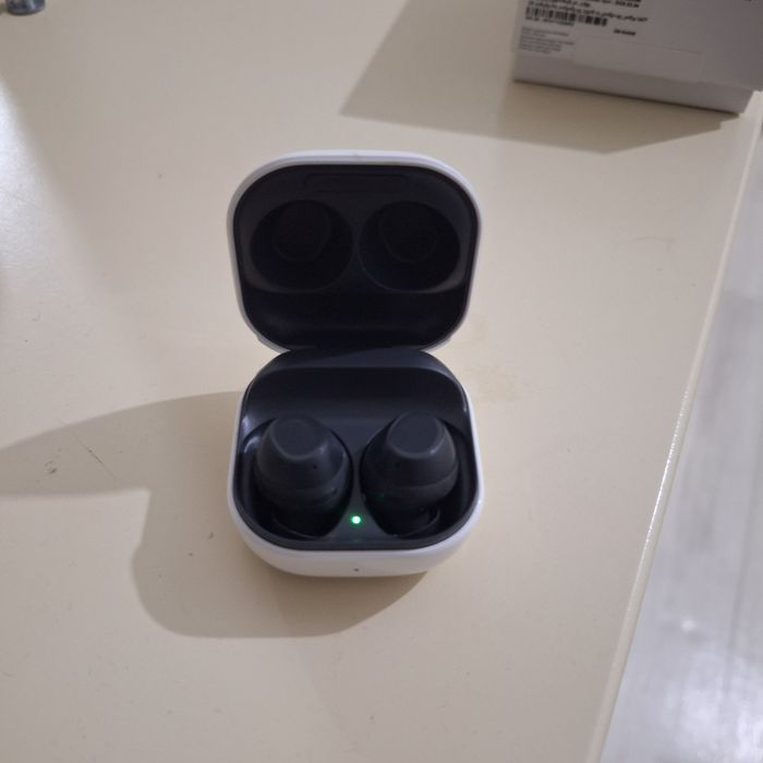 Наушник Galaxy Buds FE
