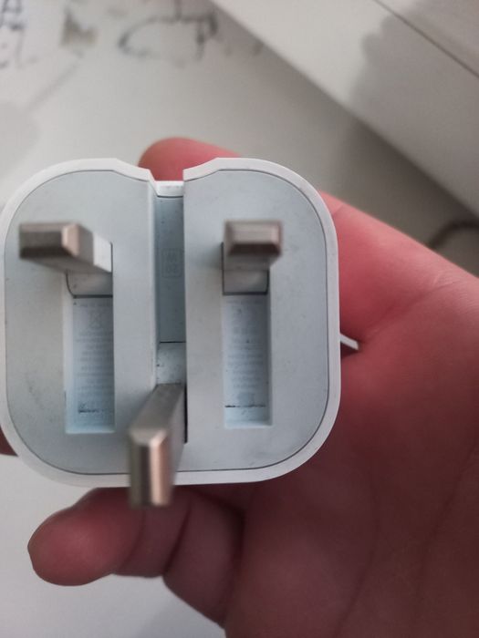 Айфон 15 про  макс зарядник