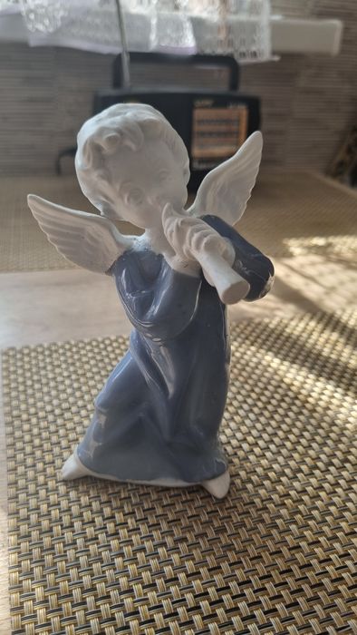 Продам статуэтки