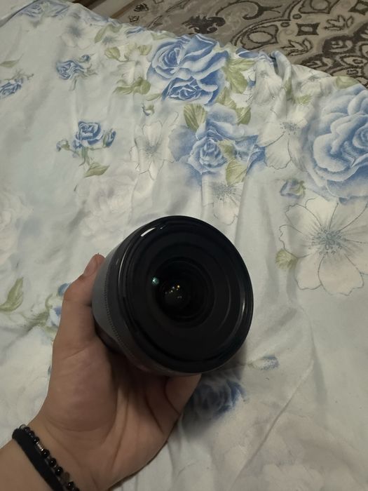 Obiectiv Sigma 16mm F1.4