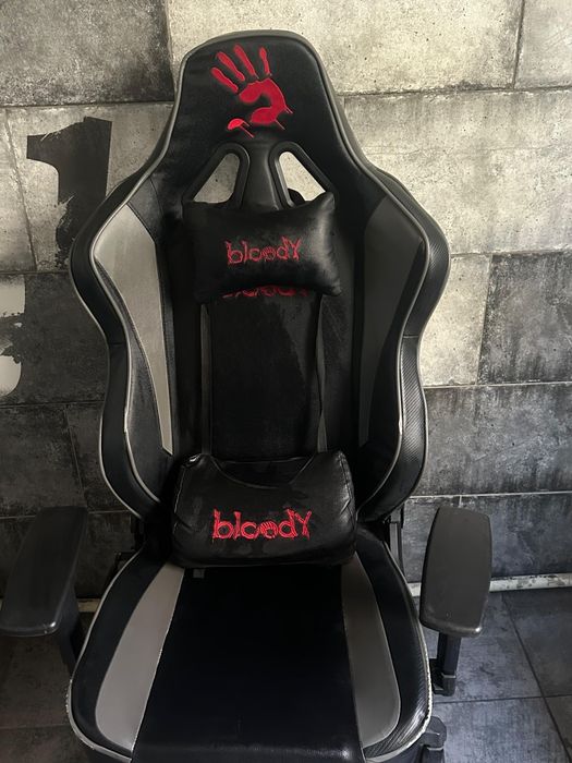 Продам стулья офисные