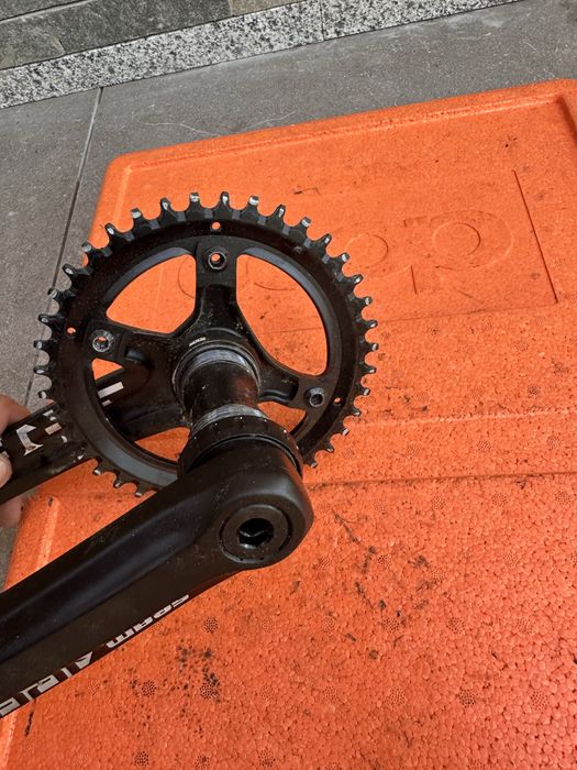SRAM Apex 1 GXP курбели.