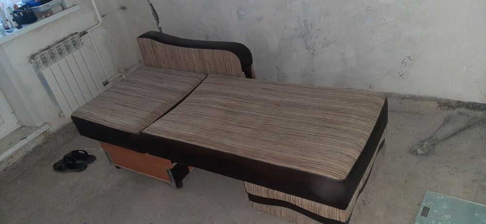 Продаю диван-тахта