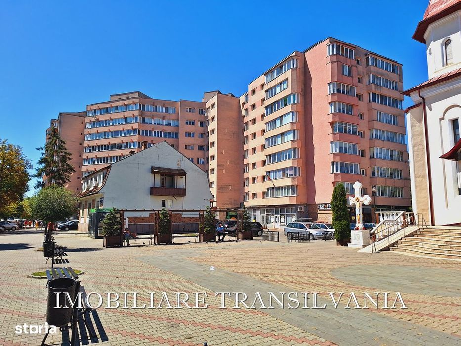Apartament 1 camera ( garsoniera), et.3 cu LIFT - zona Big