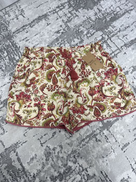 Pantaloni scurti cu buzunare