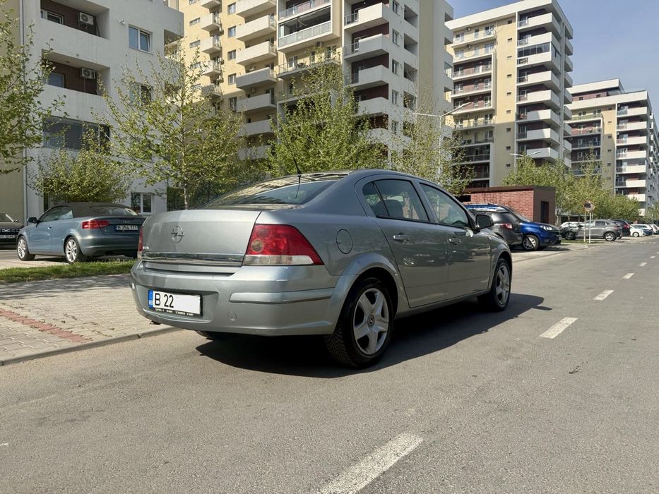 Opel Astra 2011-1.6 benz/E5, proprietar