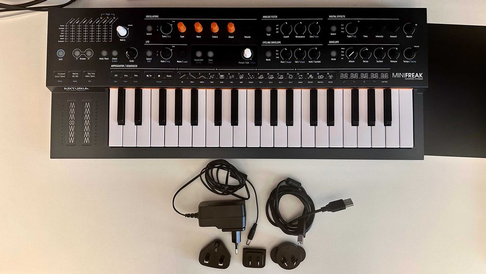 Arturia Minifreak Sintetizator Hibrid Polifonic Bucuresti Sectorul