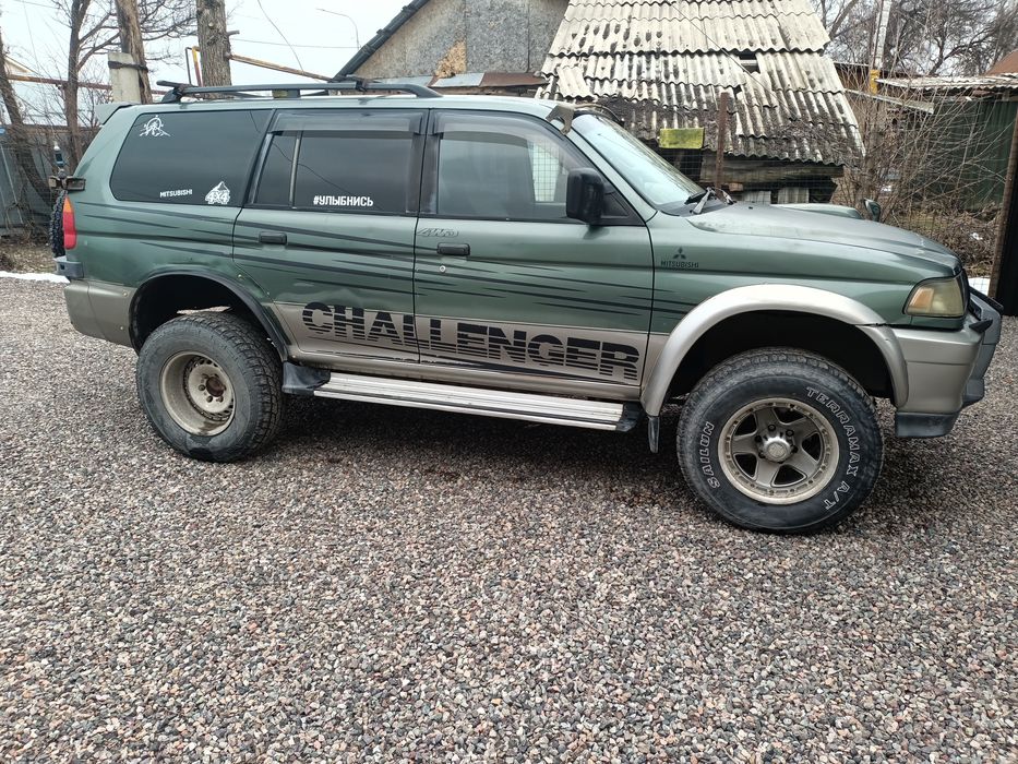Митсубиси Челленджер
