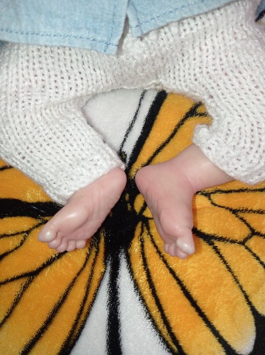 Vând păpușă realistica