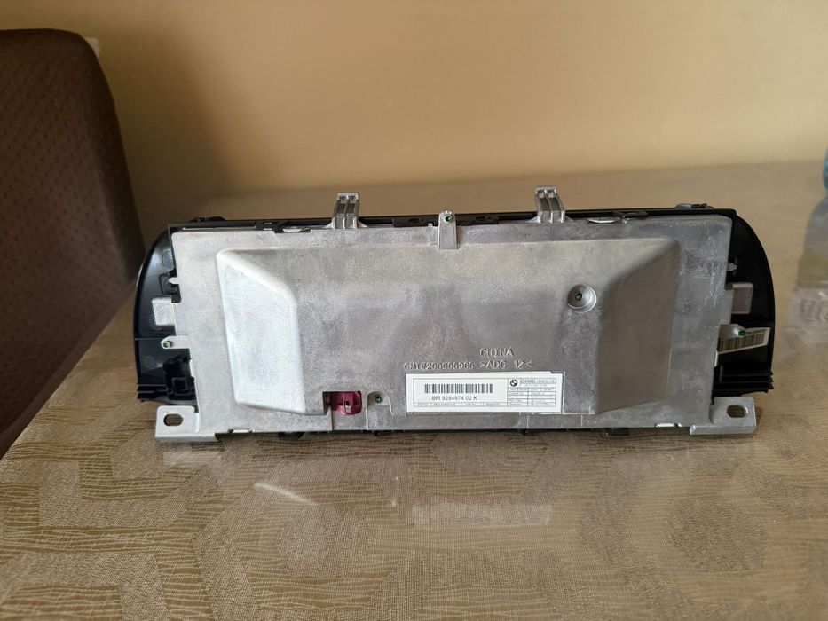 Display mare BMW F10 F11 original 8.8" OEM