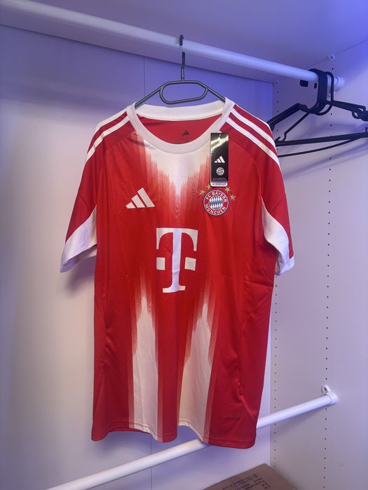 Tricou fc bayern MUNCHEN