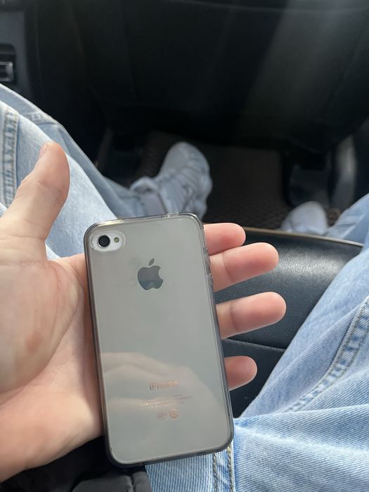 iphone 4 в хорошем состояния