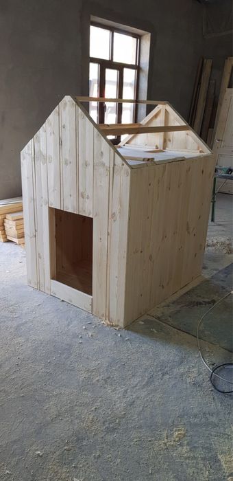 Будка для крупной собаки, утепленная