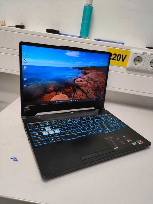ASUS TUF A15 Ryzen 7 4800H/16GB RAM /GTX 1650Ti