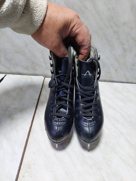Patine gheata 55 patinaj artistic  American marime 28  (  18,5 cm)