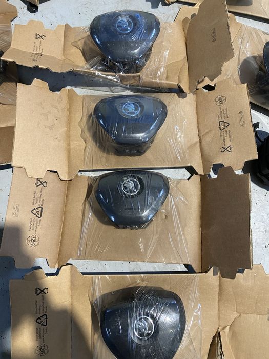 Airbag volan Skoda Octavia 3 Fabia 3 Superb 3 2017 3V0880201A 5E 3T