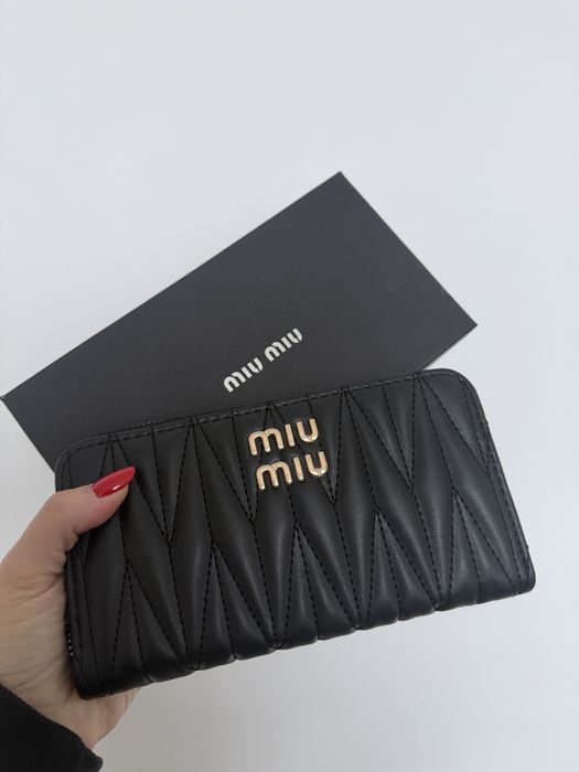 Portofele in cutie modele superbe