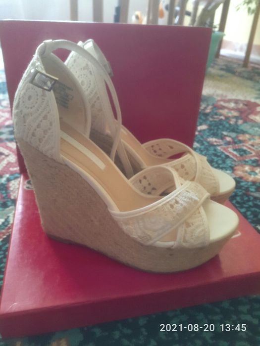 Туфли замш синие красивые.