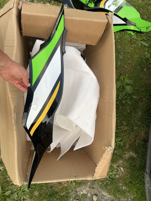 carene kawasaki zx - Piese auto de vânzare | OLX.ro