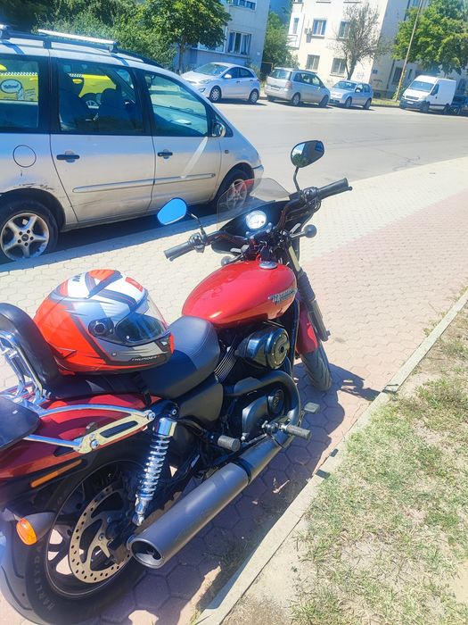 Харли Дейвидсън 750