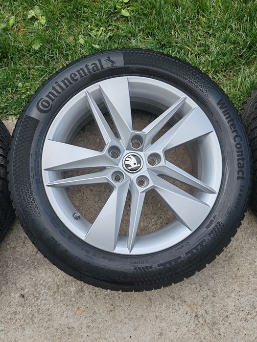 Skoda Karoq 215/55/17