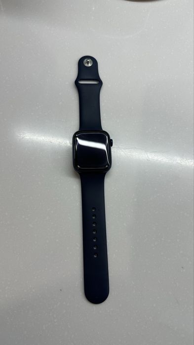 Продам часы Apple