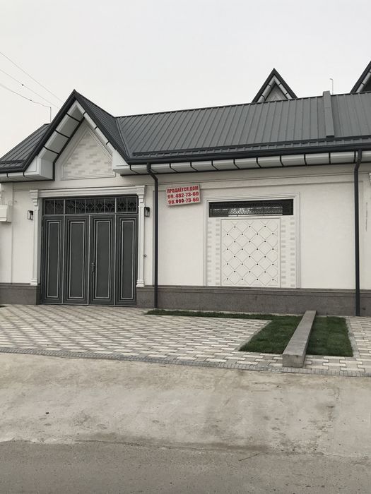 Продается Сергели Сугдиена. 4 сотох 3x уровень 6 комнат