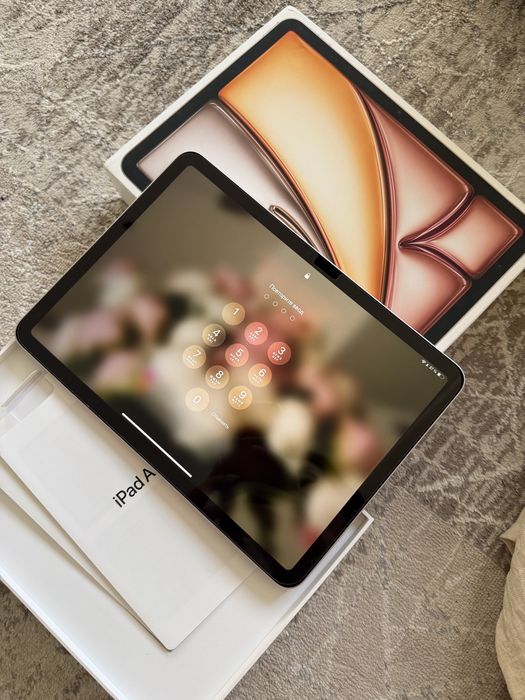iPad Air 2025, 128 ГБ, золотой