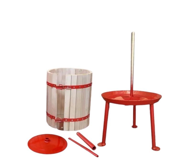 Нова българска ръчна преса за грозде с капацитет до 36 литра