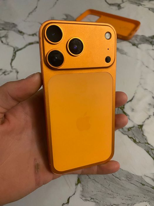 Айфон Хр в корпусе 17 про