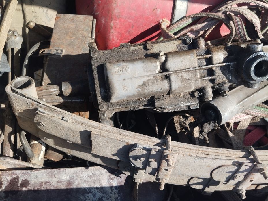 Продам рессор каробка