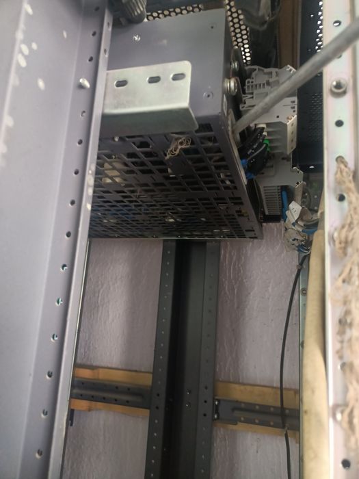 Шкаф радиоэлектроники