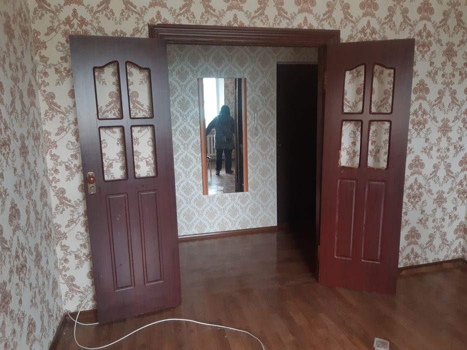 Продам комнатные двери