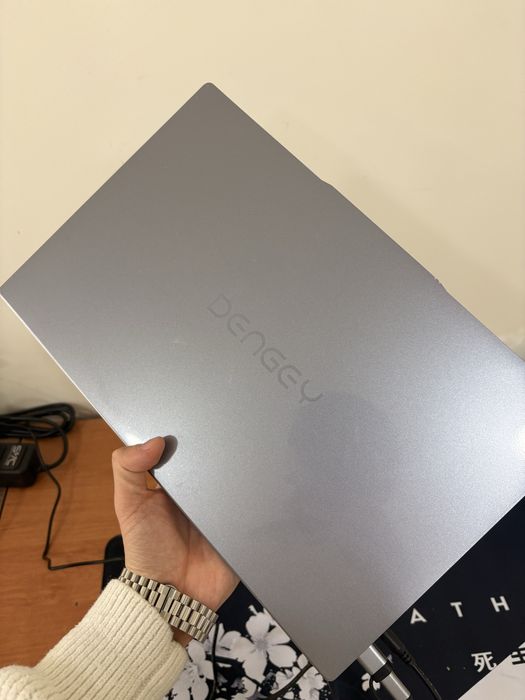 Продам новый ноутбук