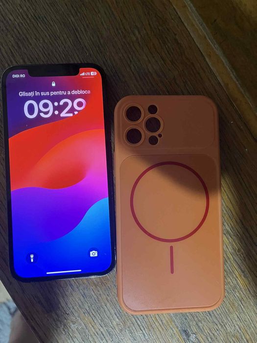 Vând iphone 12 pro
