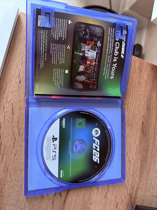 Продавам FC26 за PS5 ПС5 Фифа 26