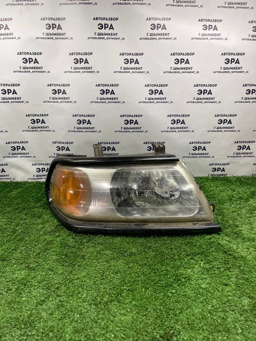 Фара Митсубиси Монтеро Спорт