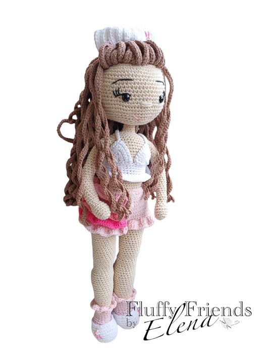 Ръчно плетена кукла